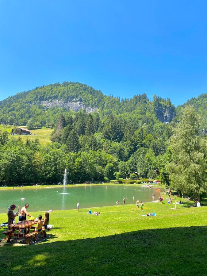 Saint-Nicolas-la-Chapelle La Taniere De Sven - Vue Montagneアパートメント エクステリア 写真